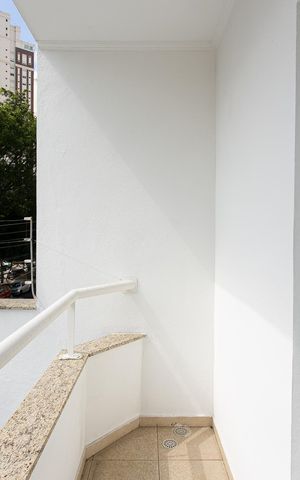 Casa à venda com 200m², 3 quartos e 1 vaga Casa à venda com 200m², 3 quartos e 1 vagaVaranda da Suíte 2