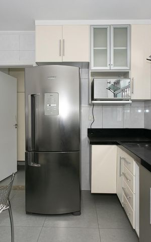 Casa à venda com 200m², 3 quartos e 1 vaga Casa à venda com 200m², 3 quartos e 1 vagaCozinha