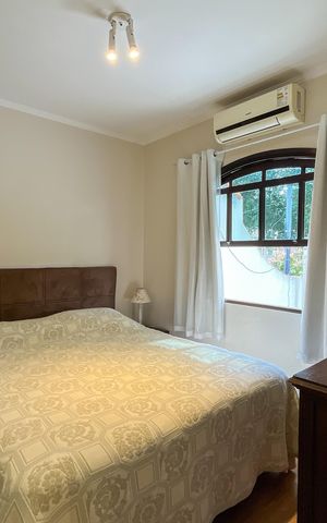 Casa à venda com 195m², 4 quartos e 2 vagas Casa à venda com 195m², 4 quartos e 2 vagasSuíte