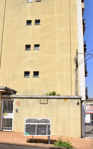 Apartamento à venda com 51m², 1 quarto e 1 vagaFachada