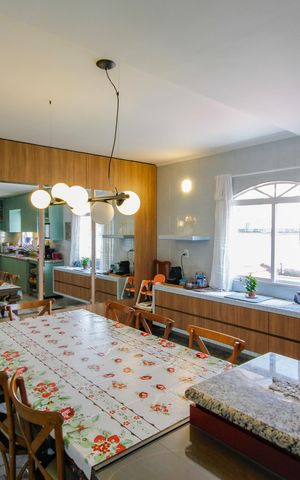 Casa para alugar com 390m², 4 quartos e 4 vagasCozinha