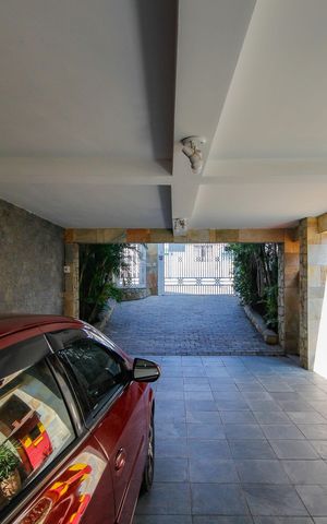 Casa para alugar com 390m², 4 quartos e 4 vagasGaragemn