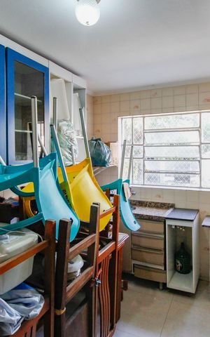 Casa para alugar com 390m², 4 quartos e 4 vagasCozinha da Edícula