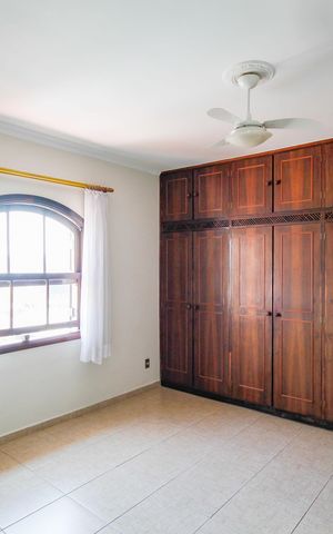 Casa para alugar com 390m², 4 quartos e 4 vagasQuarto 2