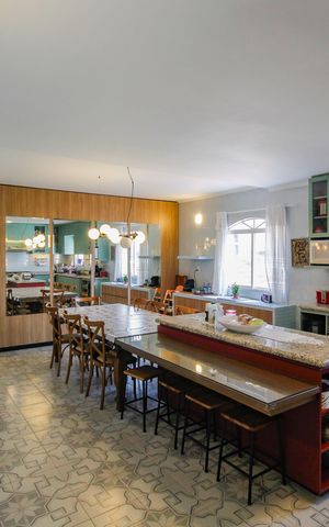 Casa para alugar com 390m², 4 quartos e 4 vagasCozinha
