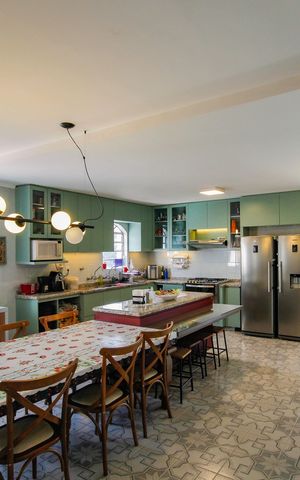 Casa para alugar com 390m², 4 quartos e 4 vagasCozinha