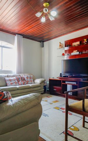 Casa para alugar com 390m², 4 quartos e 4 vagasSala