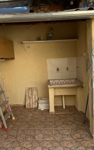 Casa à venda com 78m², 1 quarto e 1 vaga