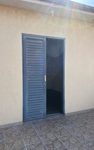 Casa à venda com 78m², 1 quarto e 1 vaga