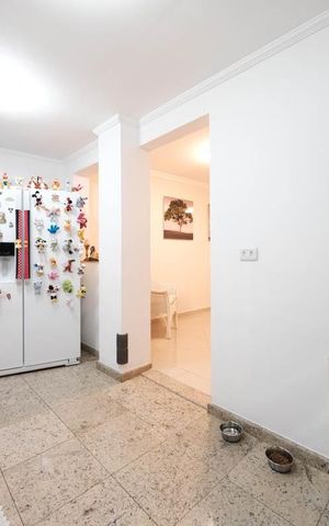 Casa à venda com 300m², 2 quartos e 2 vagasCozinha
