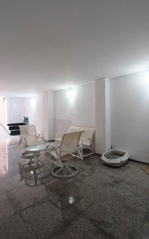 Casa à venda com 300m², 2 quartos e 2 vagasGaragem