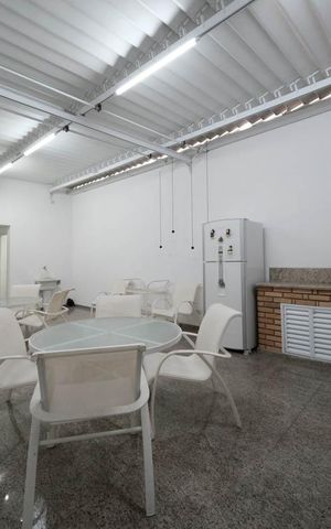 Casa à venda com 300m², 2 quartos e 2 vagasÁrea comum