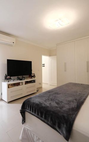 Casa à venda com 300m², 2 quartos e 2 vagasQuarto 2