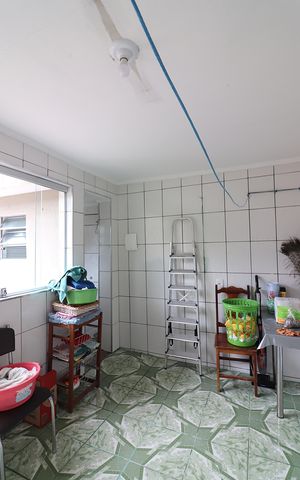 Casa à venda com 175m², 2 quartos e 1 vagaÁrea de Serviço