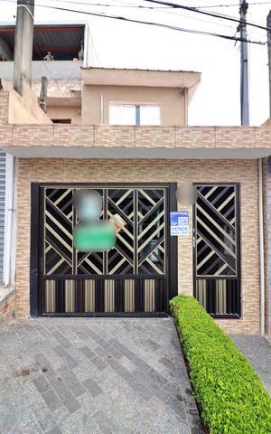 Casa à venda com 175m², 2 quartos e 1 vagaFachada