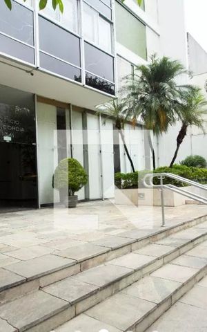 Apartamento para alugar com 142m², 3 quartos e 1 vaga Apartamento para alugar com 142m², 3 quartos e 1 vagaEntrada