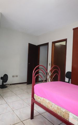 Casa à venda com 320m², 3 quartos e 7 vagasSuíte