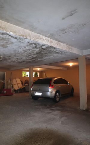Casa à venda com 320m², 3 quartos e 7 vagasGaragem