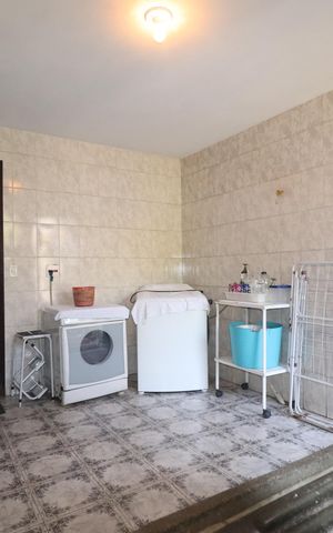 Casa à venda com 320m², 3 quartos e 7 vagasÁrea de Serviço