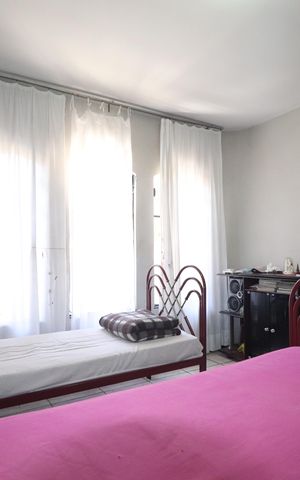 Casa à venda com 320m², 3 quartos e 7 vagasSuíte