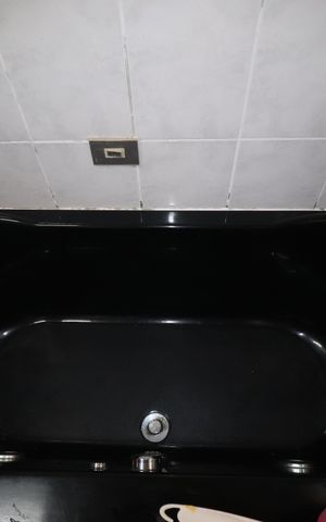 Casa à venda com 320m², 3 quartos e 7 vagasBanheiro 