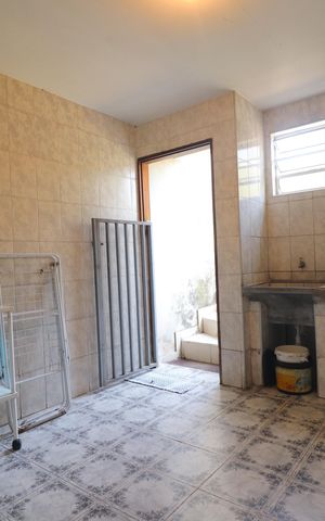 Casa à venda com 320m², 3 quartos e 7 vagasÁrea de Serviço