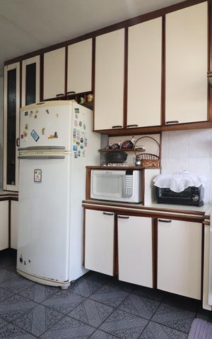 Casa à venda com 320m², 3 quartos e 7 vagasCozinha