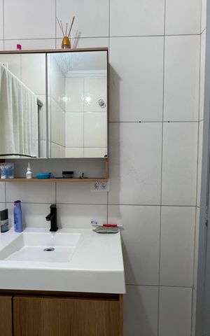 Casa à venda com 210m², 3 quartos e 2 vagas Casa à venda com 210m², 3 quartos e 2 vagasBanheiro