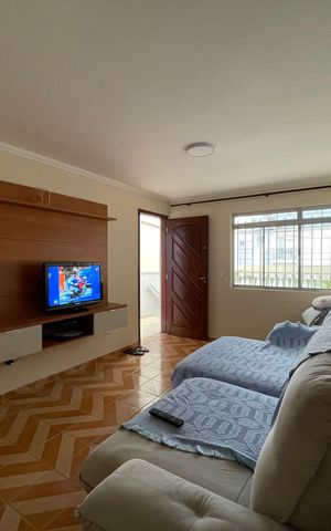 Casa à venda com 210m², 3 quartos e 2 vagas Casa à venda com 210m², 3 quartos e 2 vagasSala