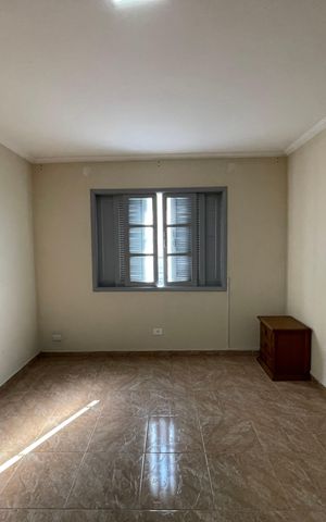 Casa à venda com 210m², 3 quartos e 2 vagas Casa à venda com 210m², 3 quartos e 2 vagasQuarto 1