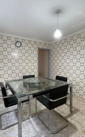 Casa à venda com 210m², 3 quartos e 2 vagas Casa à venda com 210m², 3 quartos e 2 vagasCozinha