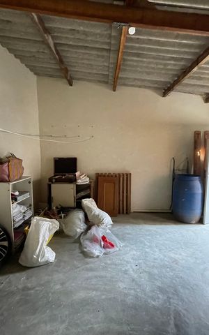 Casa à venda com 210m², 3 quartos e 2 vagas Casa à venda com 210m², 3 quartos e 2 vagasQuarto de Serviço
