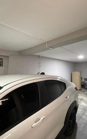 Casa à venda com 210m², 3 quartos e 2 vagas Casa à venda com 210m², 3 quartos e 2 vagasGaragem