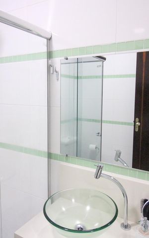 Casa à venda com 218m², 3 quartos e 5 vagas Casa à venda com 218m², 3 quartos e 5 vagasBanheiro