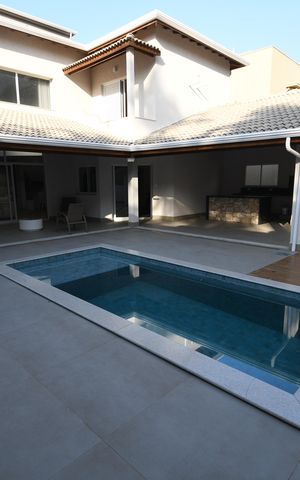 Casa de condomínio à venda com 364m², 3 quartos e 2 vagasÁrea Externa