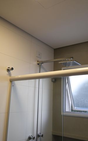 Casa de condomínio à venda com 364m², 3 quartos e 2 vagasBanheiro da Suíte 1