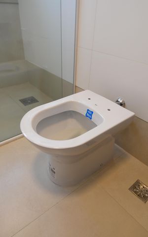 Casa de condomínio à venda com 364m², 3 quartos e 2 vagasBanheiro da Suíte 2