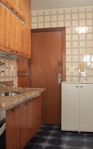 Apartamento à venda com 80m², 2 quartos e 1 vagaCozinha