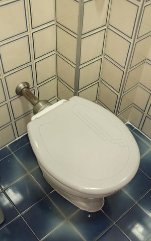 Apartamento à venda com 80m², 2 quartos e 1 vagaBanheiro de Serviço