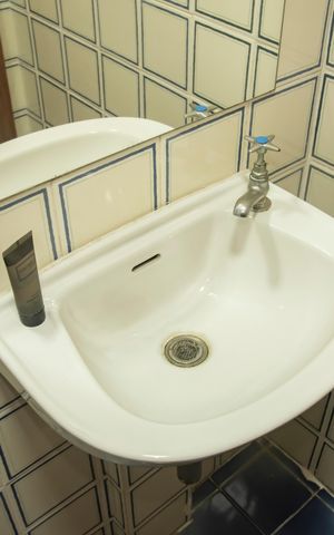 Apartamento à venda com 80m², 2 quartos e 1 vagaBanheiro de Serviço