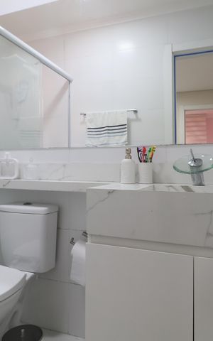 Casa de condomínio à venda com 120m², 3 quartos e 3 vagasBanheiro