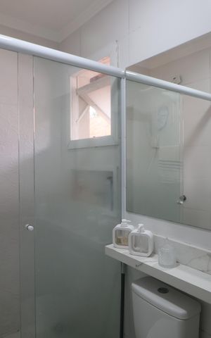 Casa de condomínio à venda com 120m², 3 quartos e 3 vagasBanheiro