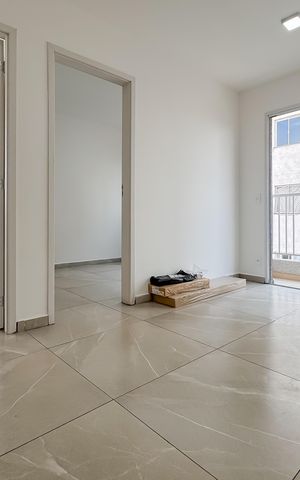 Apartamento à venda com 37m², 2 quartos e 1 vaga Apartamento à venda com 37m², 2 quartos e 1 vagaSala