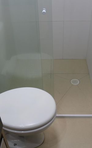 Apartamento à venda com 86m², 2 quartos e 1 vagaBanheiro da Suíte 1