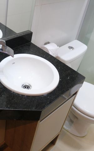 Apartamento à venda com 86m², 2 quartos e 1 vagaBanheiro da Suíte 1