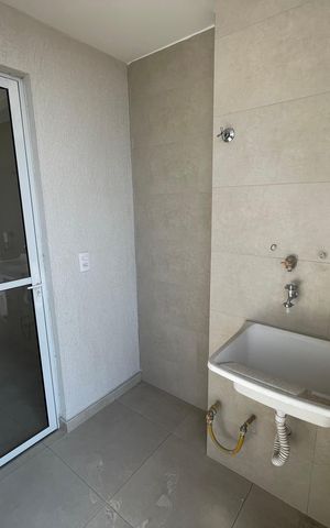 Apartamento à venda com 50m², 2 quartos e 1 vaga Apartamento à venda com 50m², 2 quartos e 1 vagaÁrea de Serviço