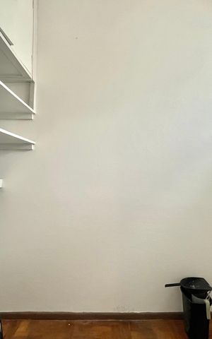 Apartamento à venda com 80m², 2 quartos e sem vaga Apartamento à venda com 80m², 2 quartos e sem vagaQuarto de Serviço
