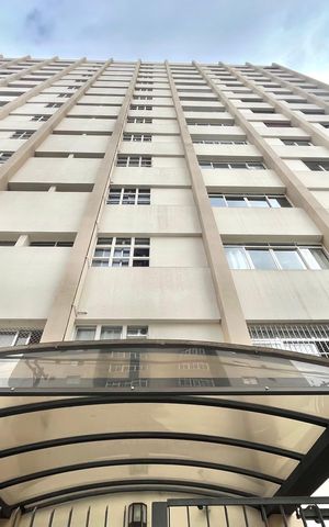Apartamento à venda com 80m², 2 quartos e sem vaga Apartamento à venda com 80m², 2 quartos e sem vagaFachada