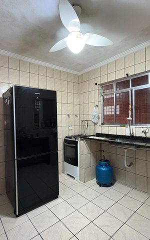 Casa à venda com 302m², 3 quartos e 2 vagas Casa à venda com 302m², 3 quartos e 2 vagasCozinha