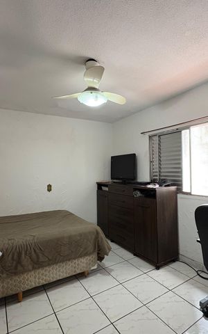 Casa à venda com 302m², 3 quartos e 2 vagas Casa à venda com 302m², 3 quartos e 2 vagasQuarto 1